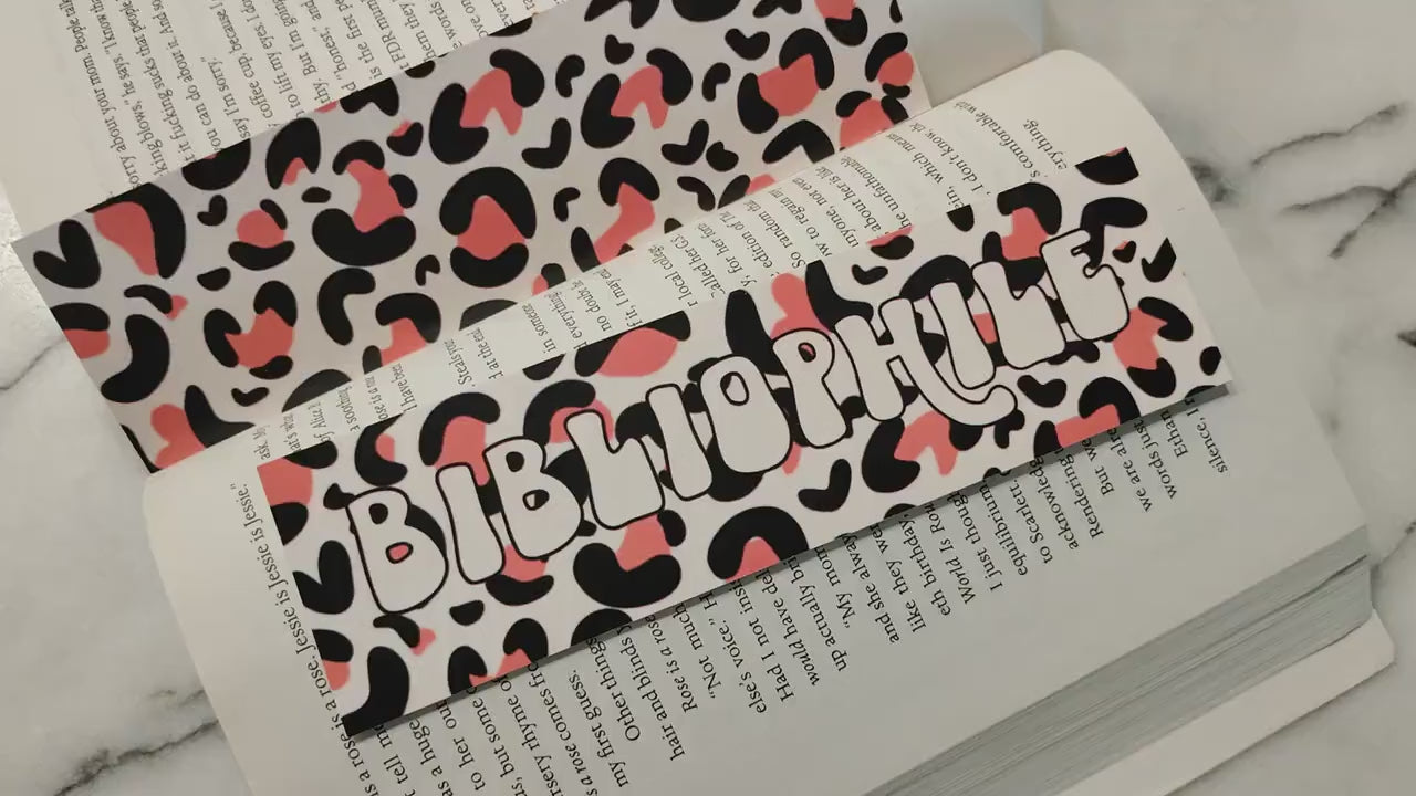 Bibliophile Retro  Leopard Print Bookmarks for Reader Friend Funny Gift for Bookstagram Book Tok Cute Vintage Book Mark Gift for Readers